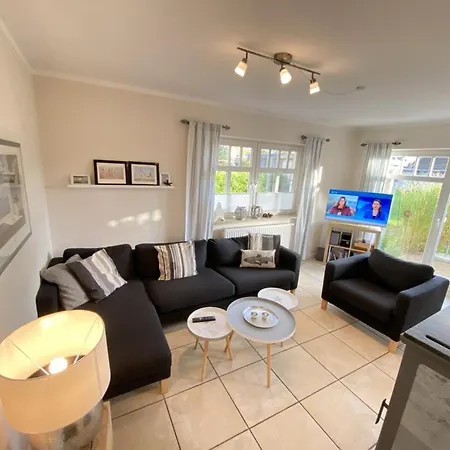 Hus Stoertebeker, Familienfreundliches Fuer 6 Personen In * Zingst