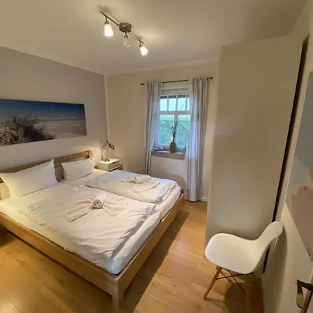 Feriehus Hus Stoertebeker, Familienfreundliches Fuer 6 Personen In *