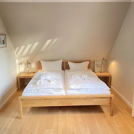 Hus Stoertebeker, Familienfreundliches Fuer 6 Personen In * Zingst