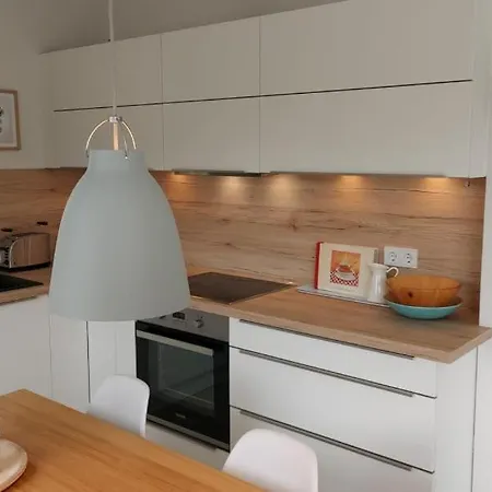 Hus Stoertebeker, Familienfreundliches Fuer 6 Personen In *